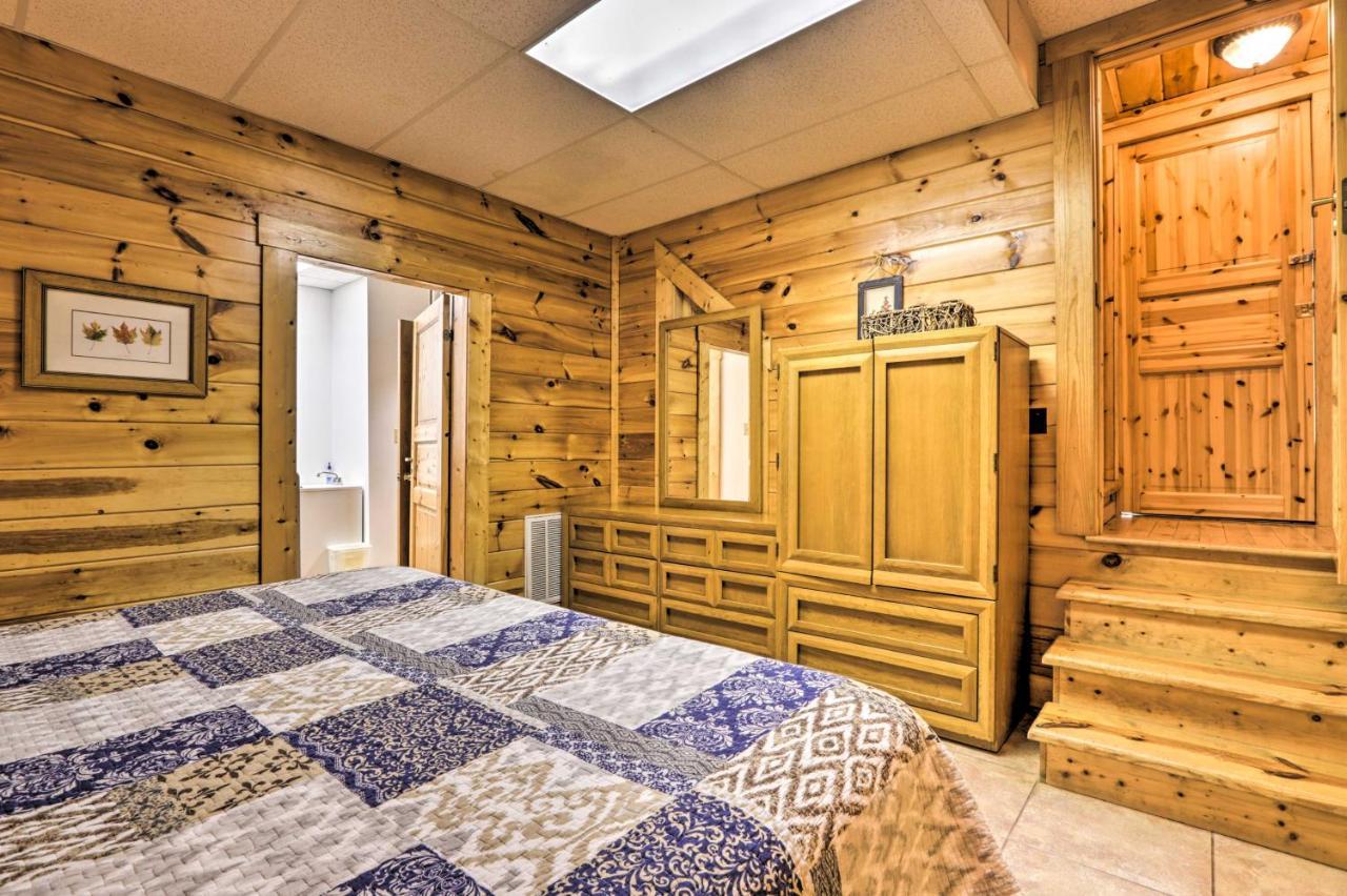 Creekside Sevierville Cabin Game Room And Hot Tub! Eksteriør bilde